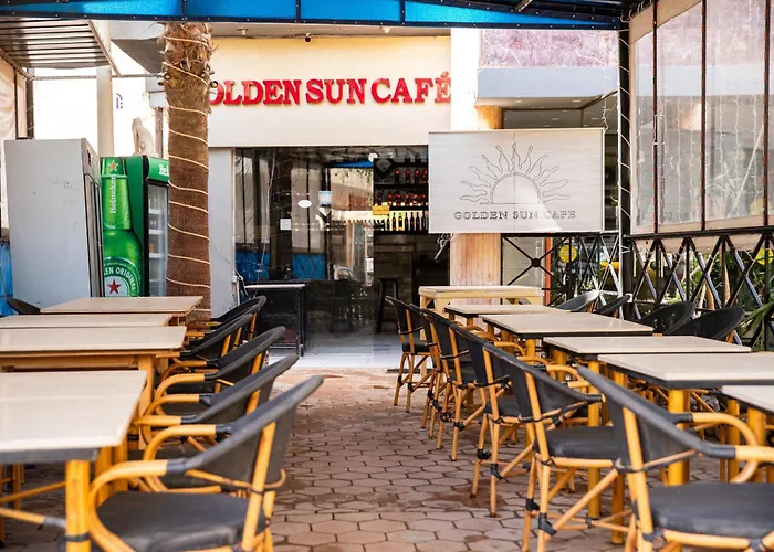 فندق Golden Sun - 2*
